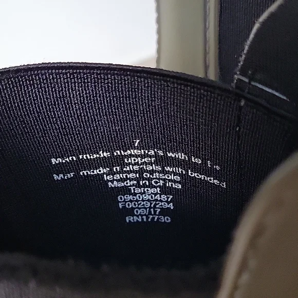 Chelsea Rain Boots, green, size 7 - Picture 7 of 10